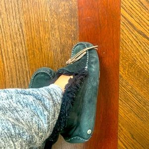 Super used Ugg Slippers!